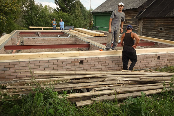 Монолитный фундамент, ростверк, ростверк на буронабивных сваях