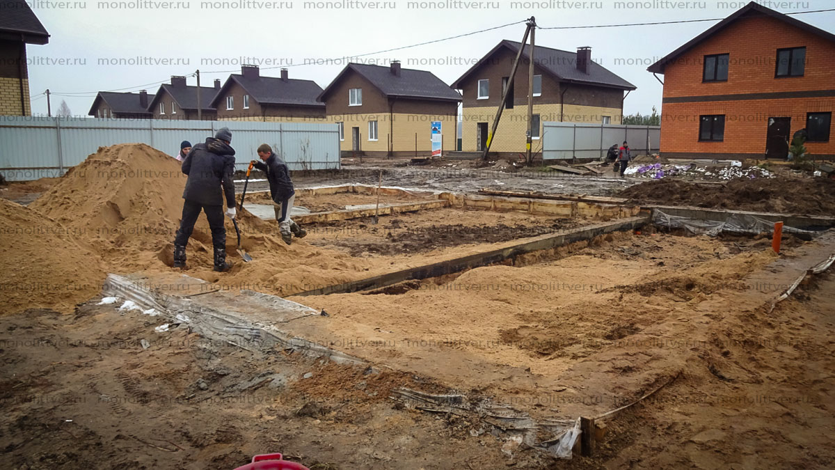 Фундамент, ростверк, плита, ростверк на сваях, ростверк с плитой, утепленная плита,
									устройство, монолитный, фото фундамент, Как построить фундамент фото