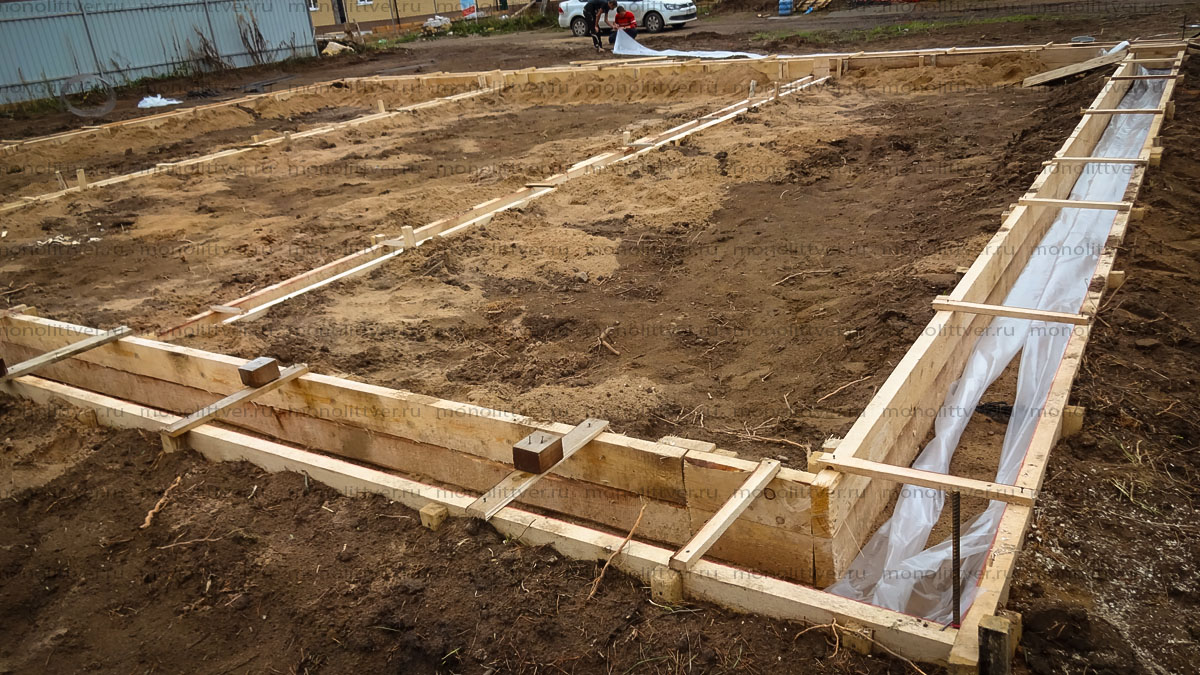 Фундамент, ростверк, плита, ростверк на сваях, ростверк с плитой, утепленная плита,
									устройство, монолитный, фото фундамент, Как построить фундамент фото