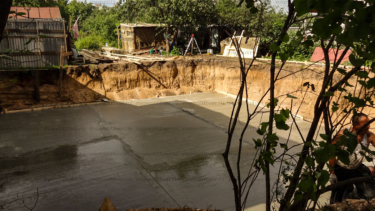 Фундамент, ростверк, плита, ростверк на сваях, ростверк с плитой, утепленная плита,
									устройство, монолитный, фото фундамент, Как построить фундамент фото