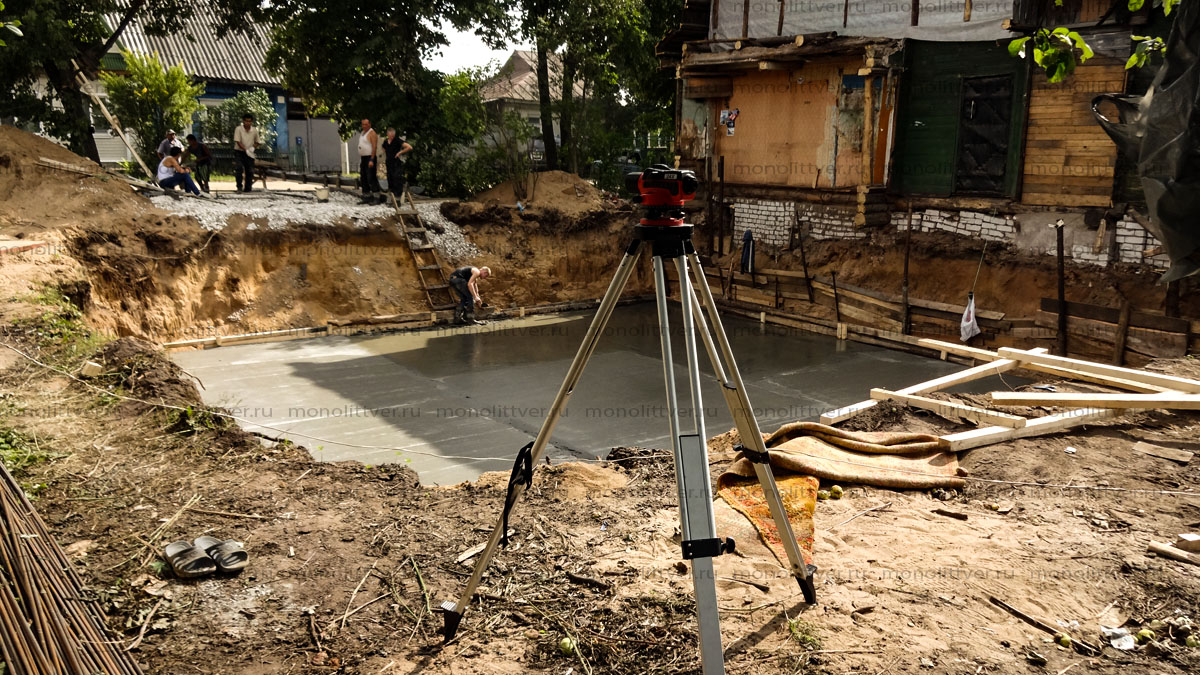 Фундамент, ростверк, плита, ростверк на сваях, ростверк с плитой, утепленная плита,
									устройство, монолитный, фото фундамент, Как построить фундамент фото