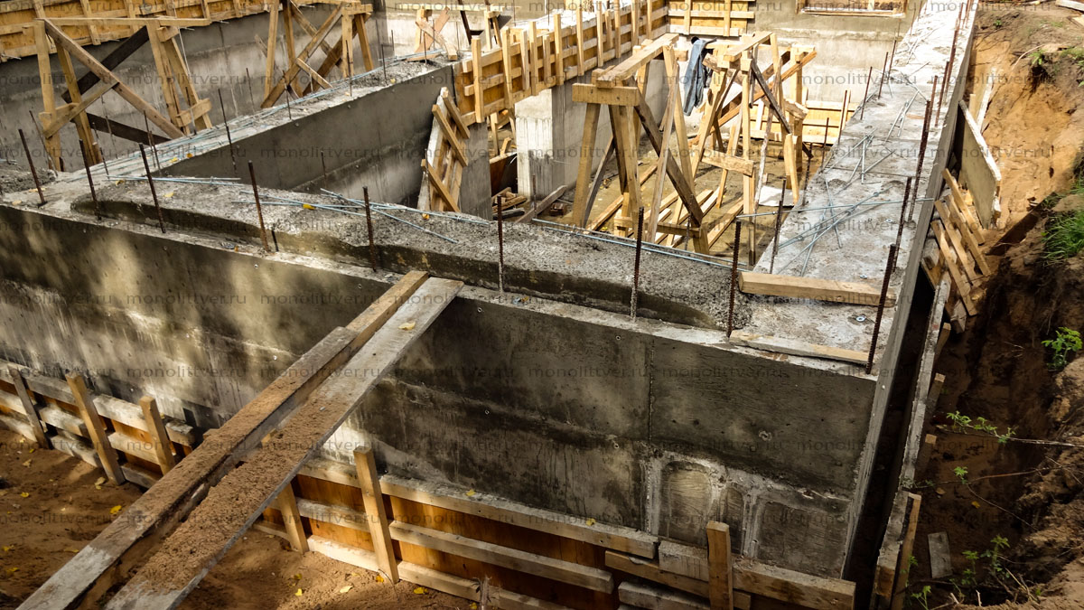 Фундамент, ростверк, плита, ростверк на сваях, ростверк с плитой, утепленная плита,
									устройство, монолитный, фото фундамент, Как построить фундамент фото